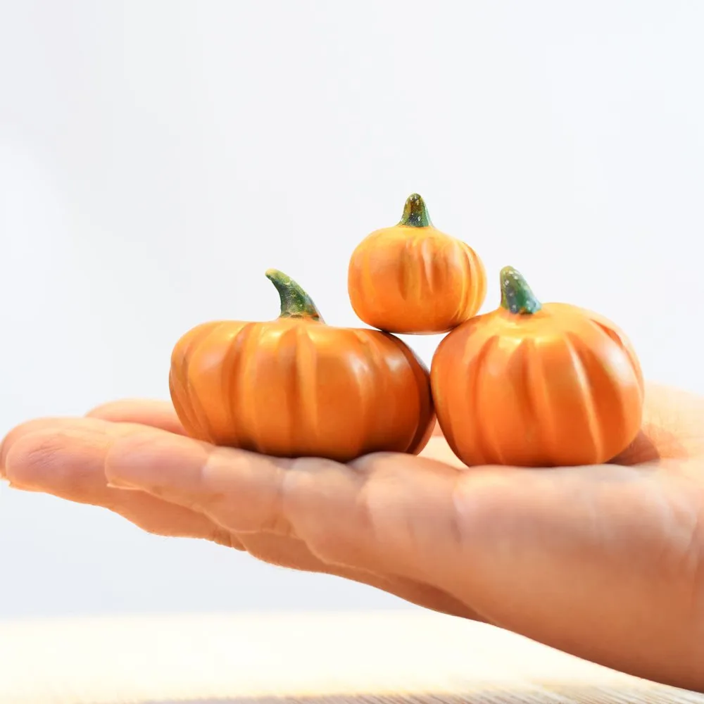 Bumbu Medium Wooden Pumpkin